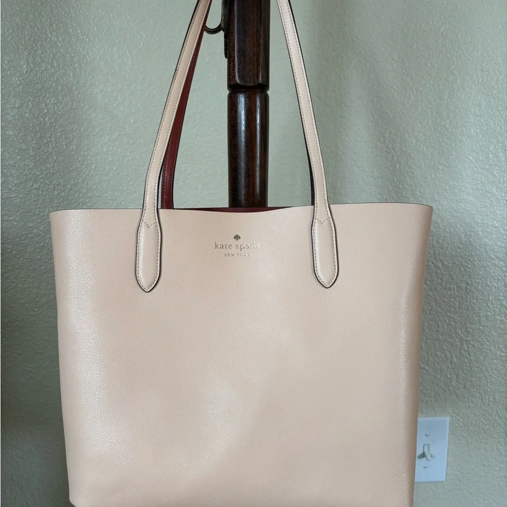 Kate Spade Ava reversible tote  bag - Picture 5 of 6